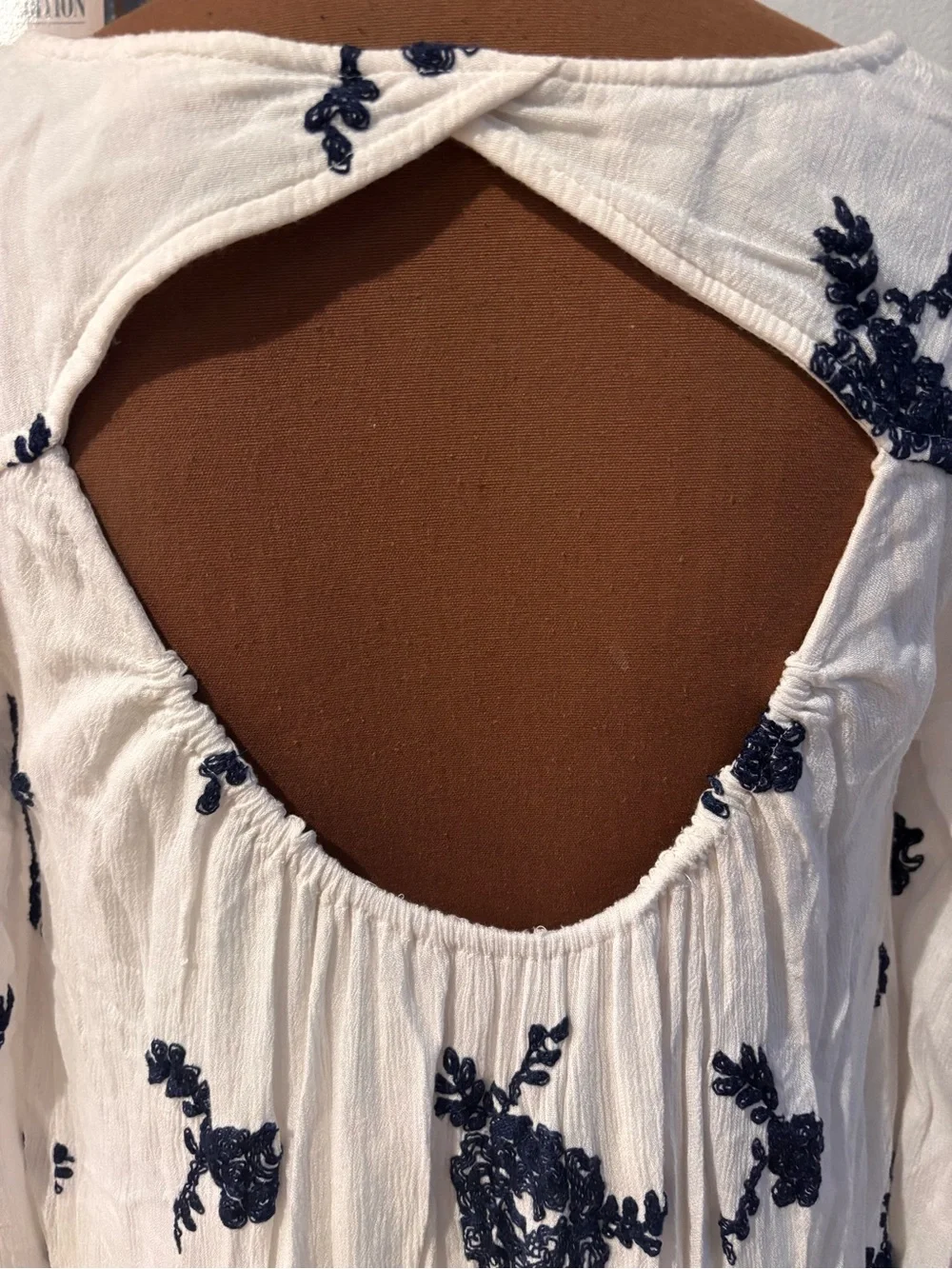 Free People Emma Embroidered Floral Peasant Babydoll Mini Dress w/Pockets Size S - Picture 13 of 16